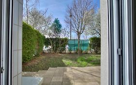 Studio Spacieux Avec Terrasse Et Parking